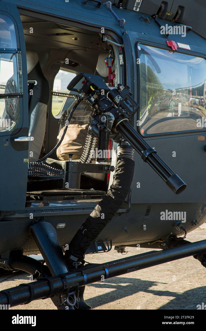 MG6 Minigun auf einem deutschen H145M der Spezialkräfte. Stockfoto