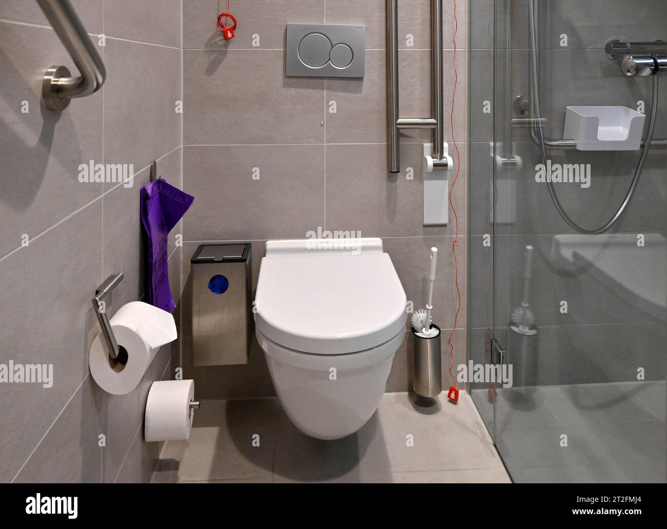 Notausschalter der Toilette Stockfoto