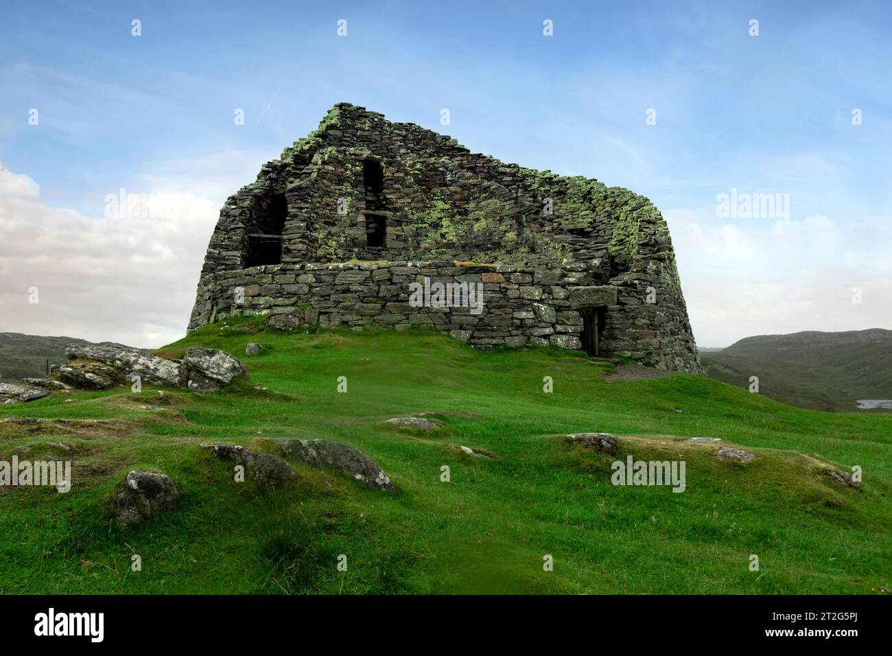 Dun Carloway Broch ist ein gut erhaltenes Fort aus der Eisenzeit auf der schottischen Isle of Lewis. Stockfoto