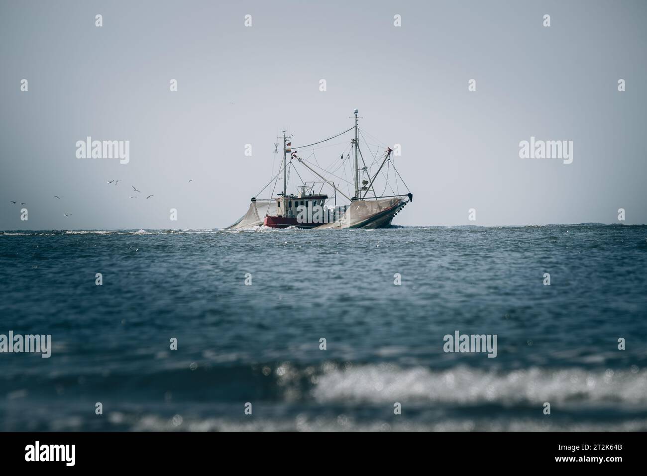Fischerboot in der Nordsee in Deutschland Stockfoto