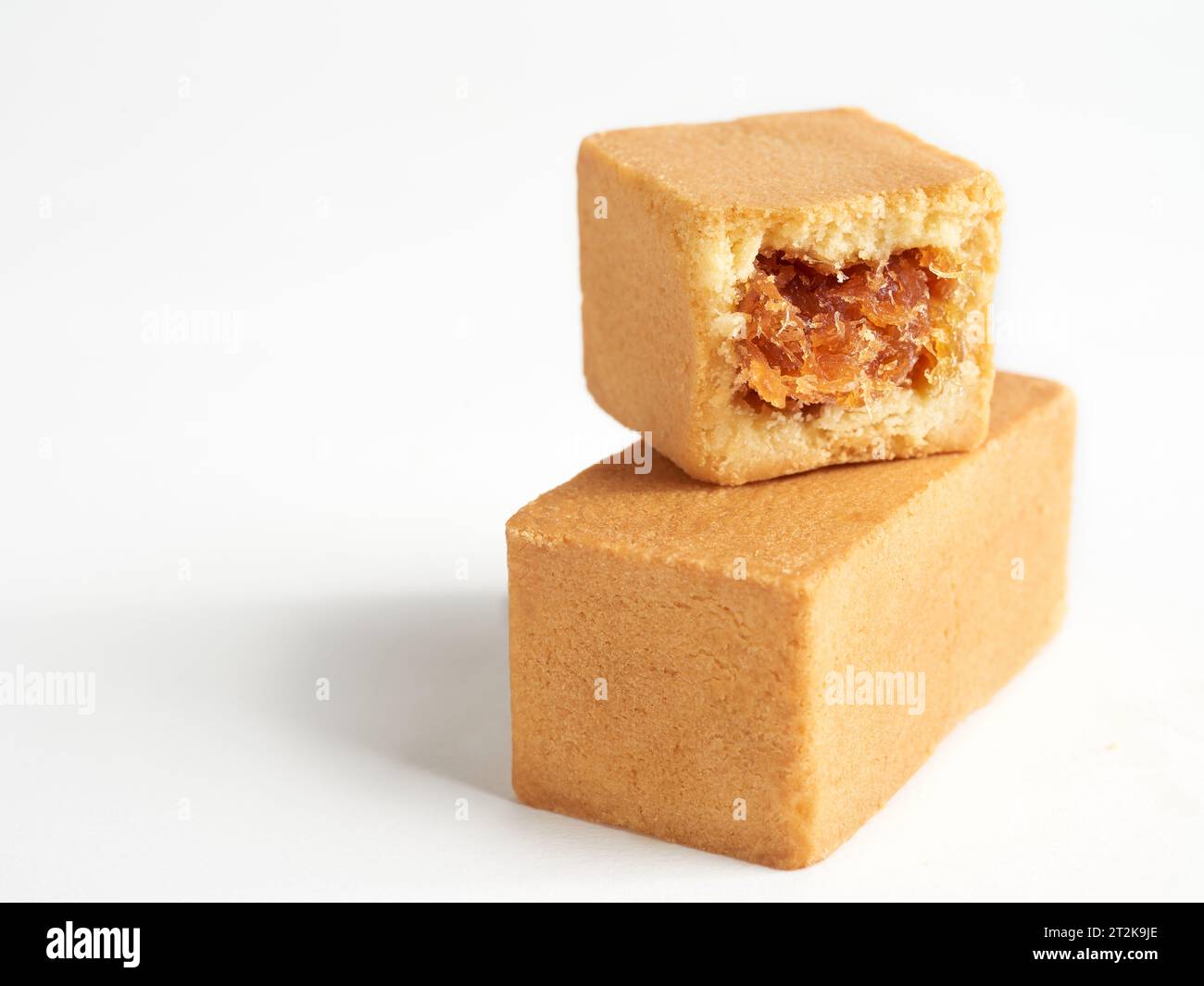 Ananaskuchengebäck - Taiwans berühmtes süßes Dessert isoliert auf weißem Hintergrund Stockfoto