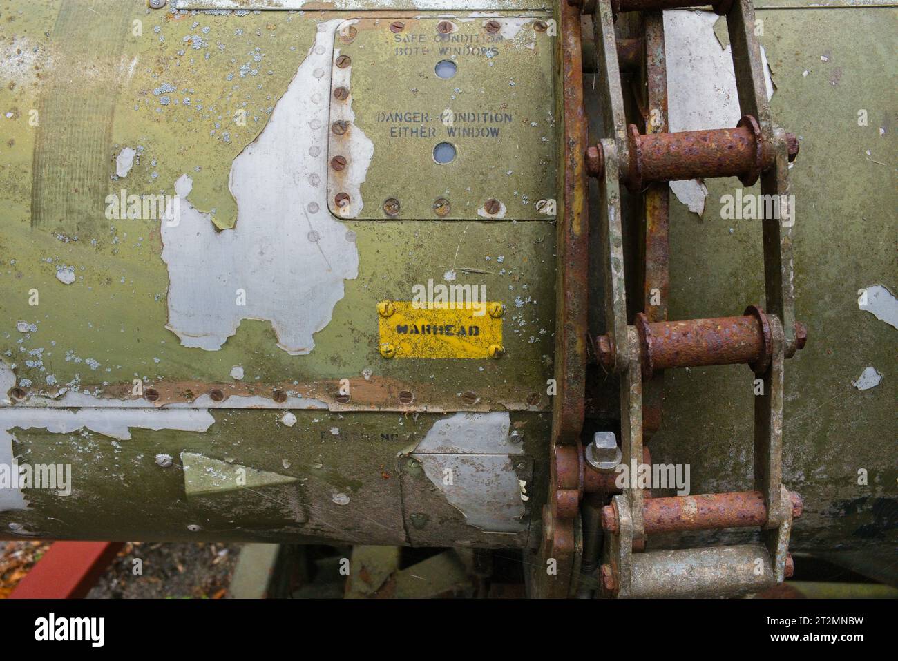 Sprengkopf-Schild auf einer Rakete im Doncaster Luftfahrtmuseum Stockfoto