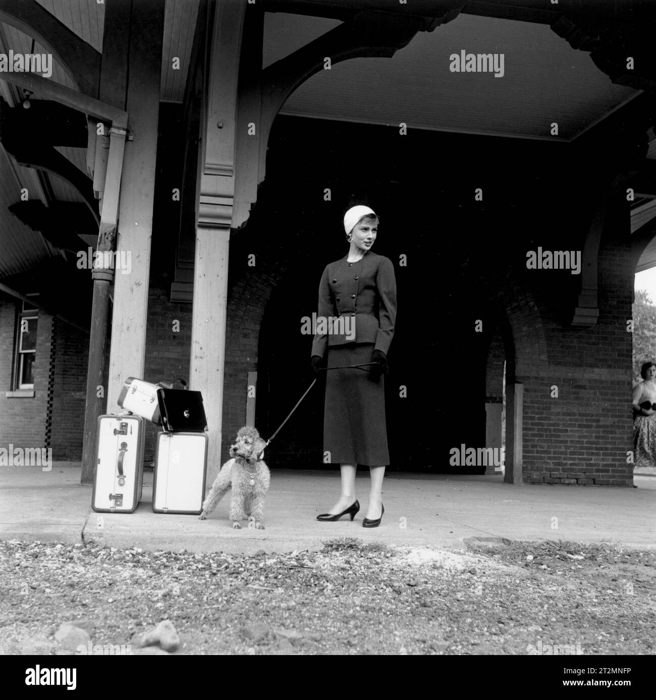 AUDREY HEPBURN in SABRINA (1954), Regie: BILLY WILDER. Kredit: PARAMOUNT PICTURES / Album Stockfoto