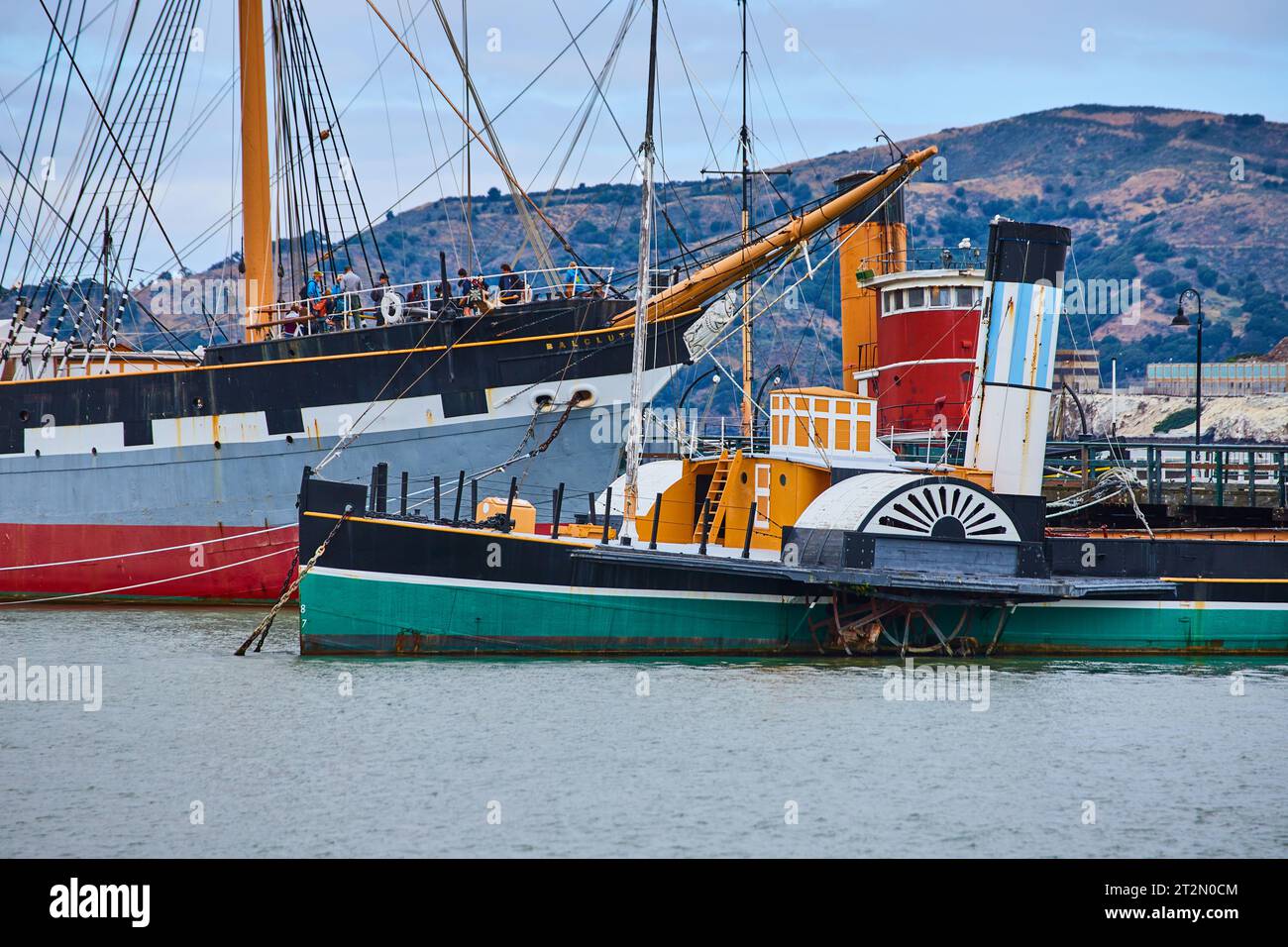 Die Schiffe Eppleton Hall und Balclutha legten am Hyde St Pier an Stockfoto