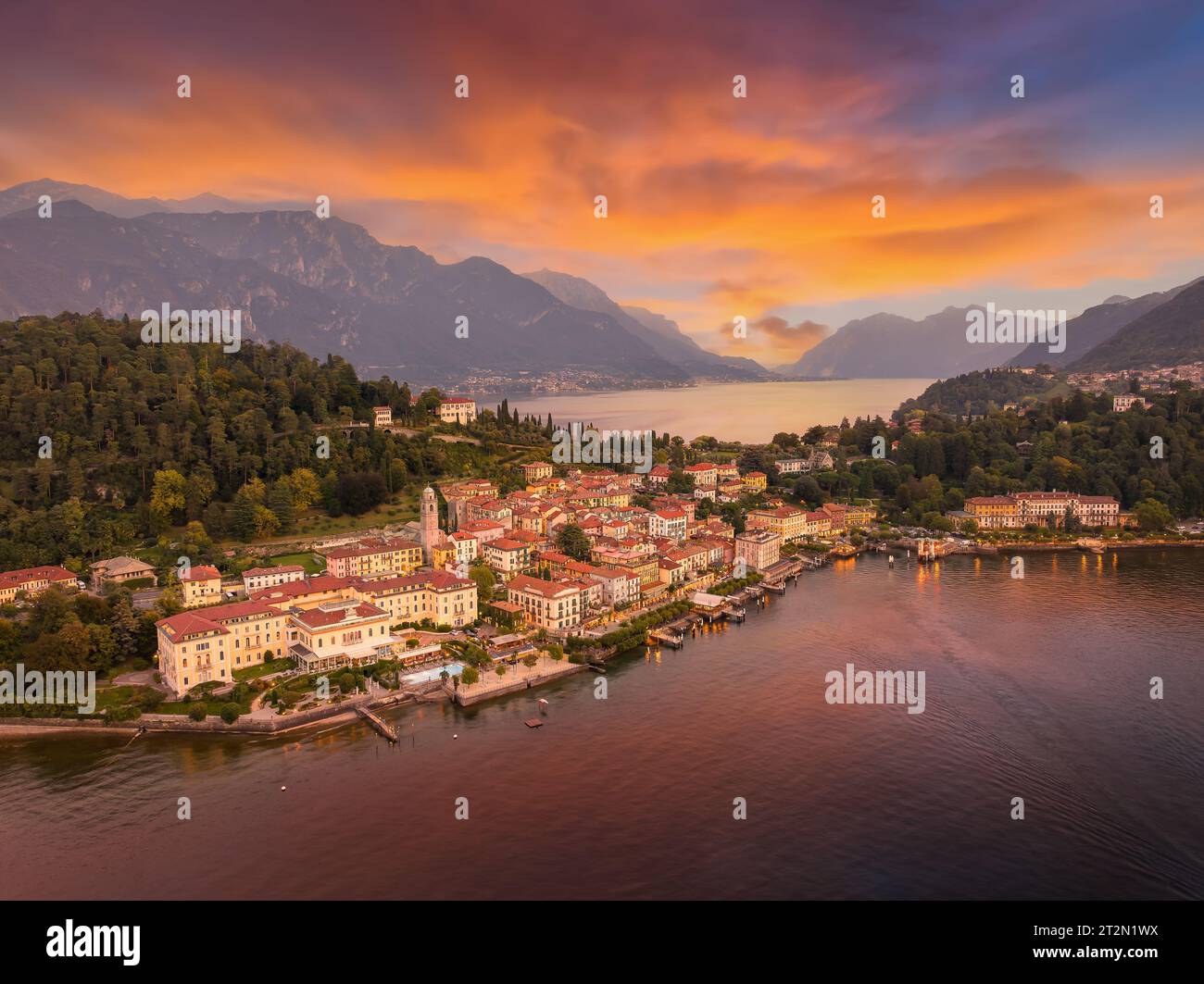 Landschaft mit Bellagio Stadt in Como Seenregion, Italien Stockfoto