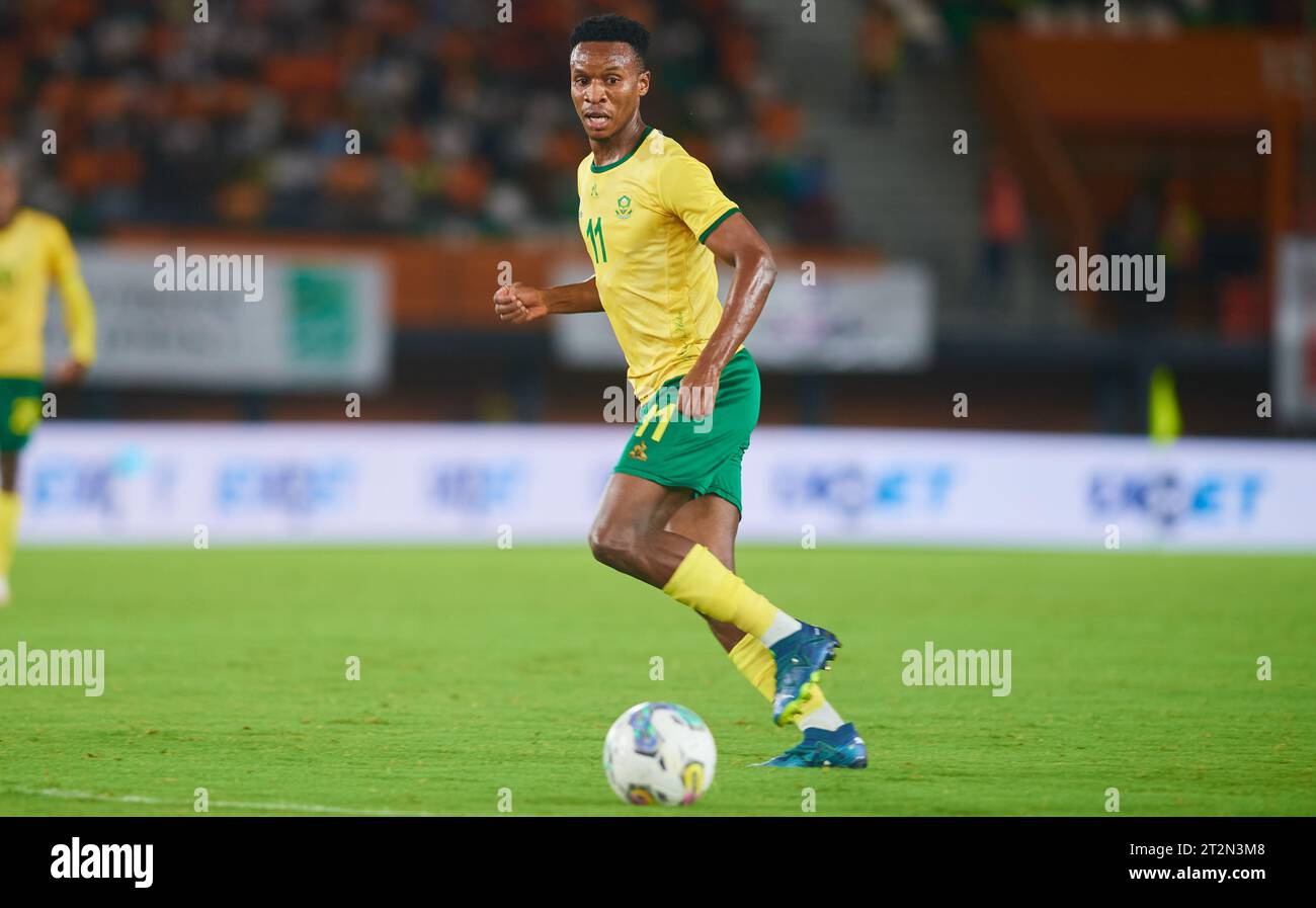 Themba Zwane startet einen südafrikanischen Gegenangriff Stockfoto