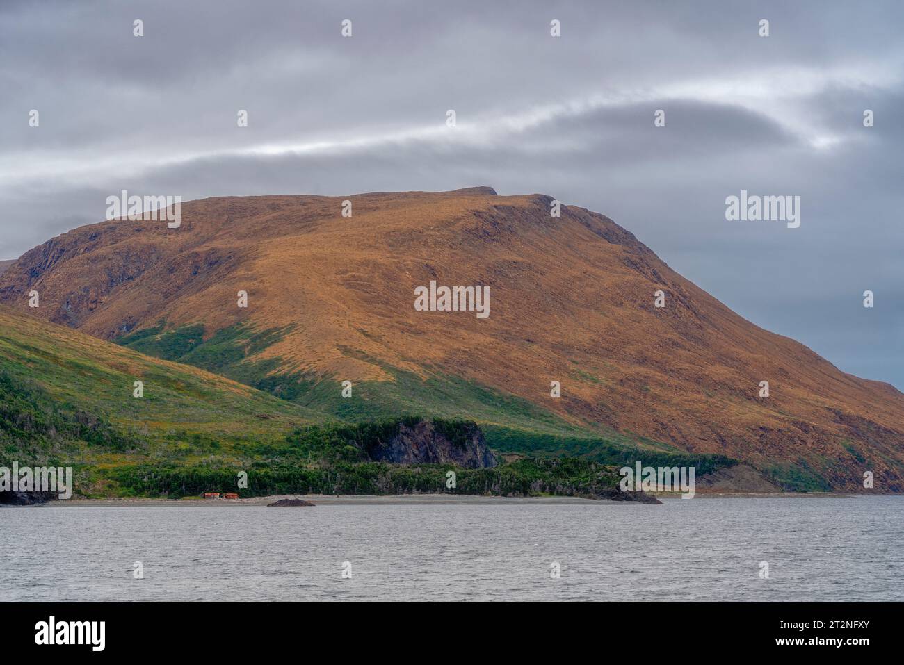 Tafellandschaften aus dem Meer in Gros Morne NP, Neufundland Stockfoto