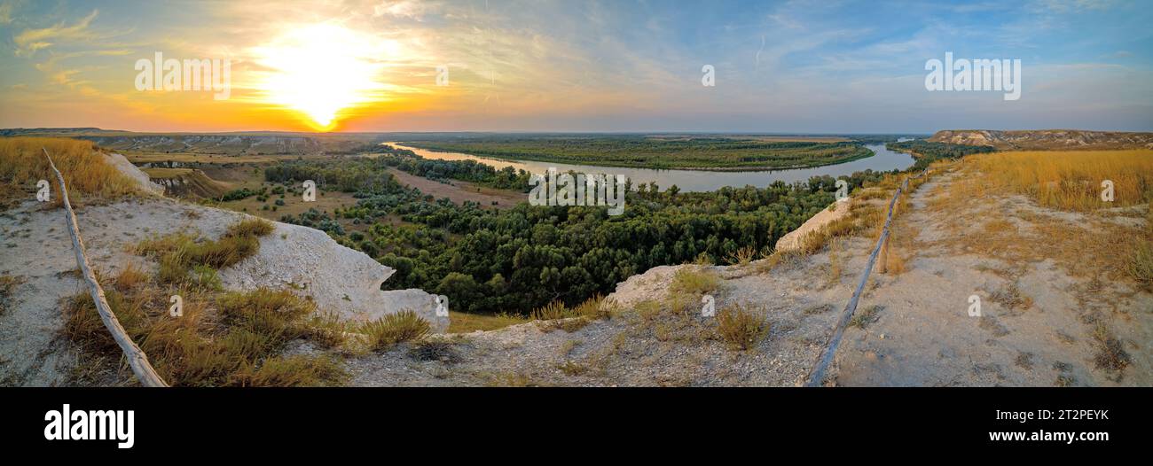 Sonnenuntergang im Naturpark Donskoy, Region Wolgograd, Russland. Stockfoto