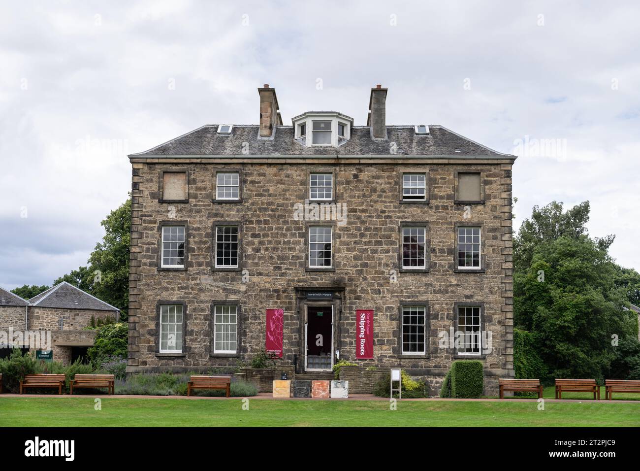 Die Fassade des Inverleith House in den Royal Botanical Gardens, Edinburgh, Schottland Stockfoto