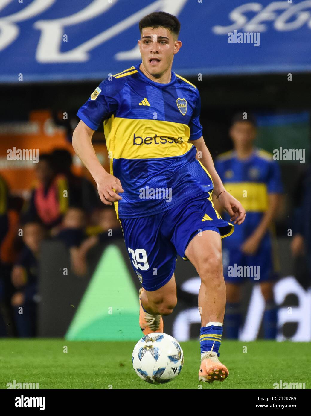 Buenos Aires, Argentinien. Oktober 2023. Vicente Taborda von den C.A. Boca Juniors spielte am 20. Oktober 2023 im La Bombonera Stadium in Buenos Aires, Spanien, während des Liga-Argentinien-Spiels zwischen den CA Boca Juniors und der Union Santa Fe. (Foto: Santiago Joel Abdala/PRESSINPHOTO) Credit: PRESSINPHOTO SPORTS AGENCY/Alamy Live News Stockfoto