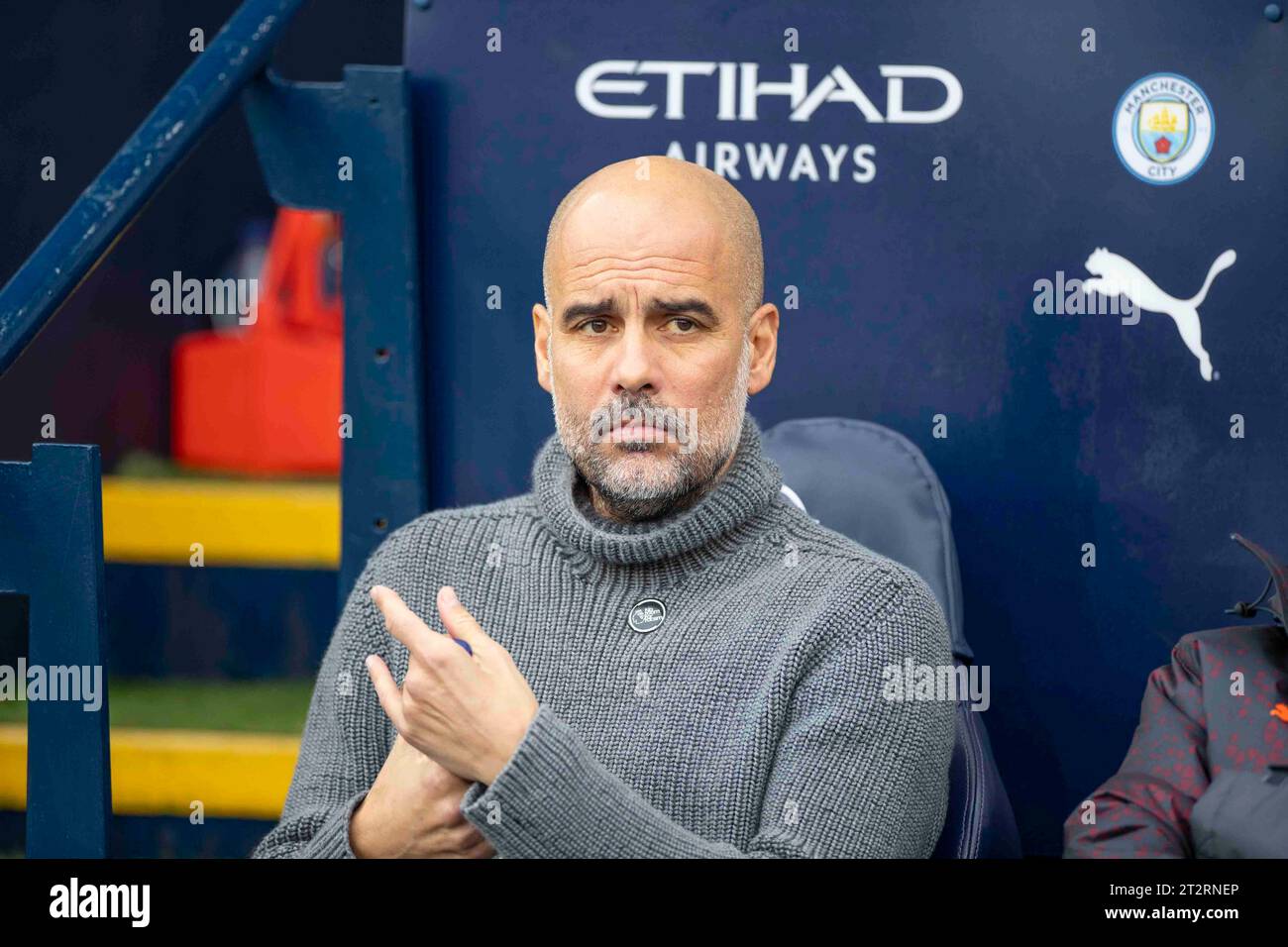 Manchester, Großbritannien. Oktober 2023. Manchester, Großbritannien. Am 21. Oktober 2023 startete Manchester City Manager PEP Guardiola, bevor er am Samstag, den 21. Oktober 2023, im Etihad Stadium in Manchester beim Premier League-Spiel zwischen Manchester City und Brighton und Hove Albion antrat. (Foto: Mike Morese | MI News) Credit: MI News & Sport /Alamy Live News Stockfoto
