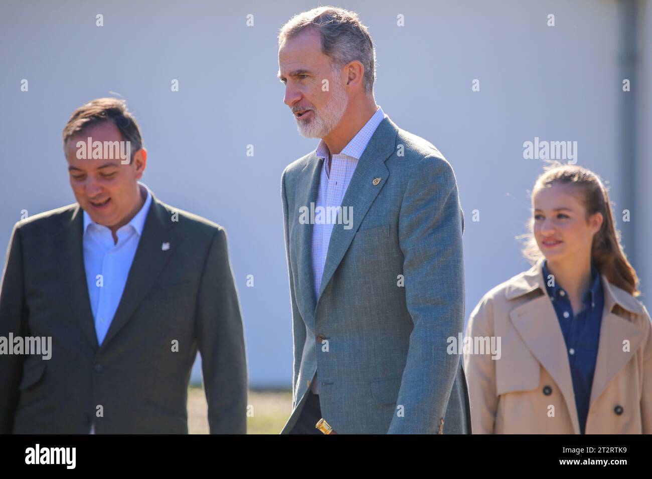 Arroes, Spanien, 21. Oktober 2023: König Felipe VI. Geht während des beispielhaften Städtepreises 2023 am 21. Oktober 2023 in Arroes, Spanien. Quelle: Alberto Brevers / Alamy Live News. Stockfoto