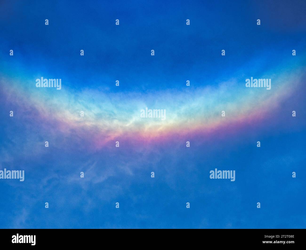 Circumzenithal Arc Rainbow (Lächeln in den Himmel), Over Grutness, Festland Shetland, Schottland Stockfoto