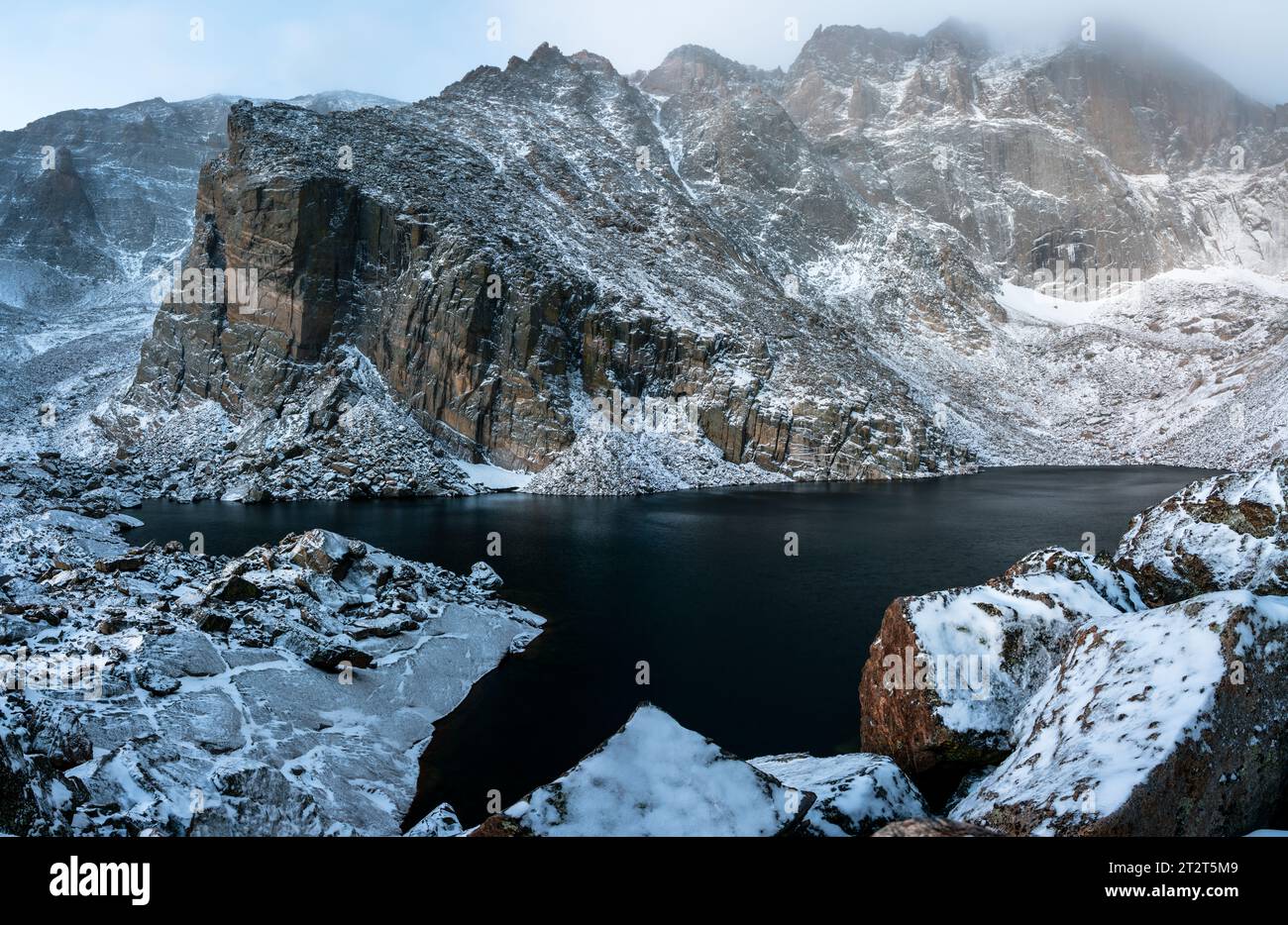 Ein schneebedeckter Morgen auf dem Longs Peak. Estes Park, Colorado Stockfoto