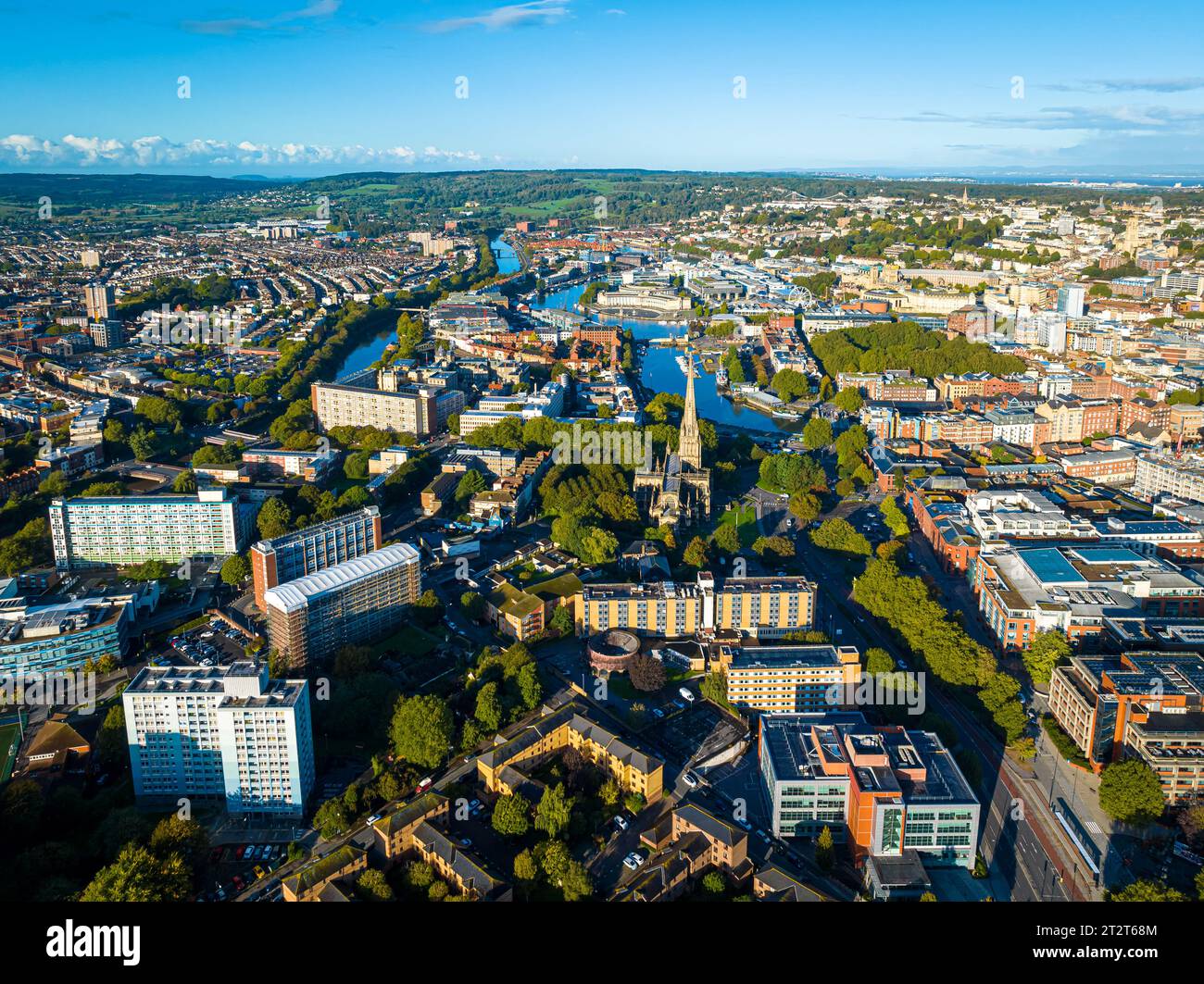 Luftaufnahme des Zentrums von Bristol am sonnigen Morgen, England Stockfoto