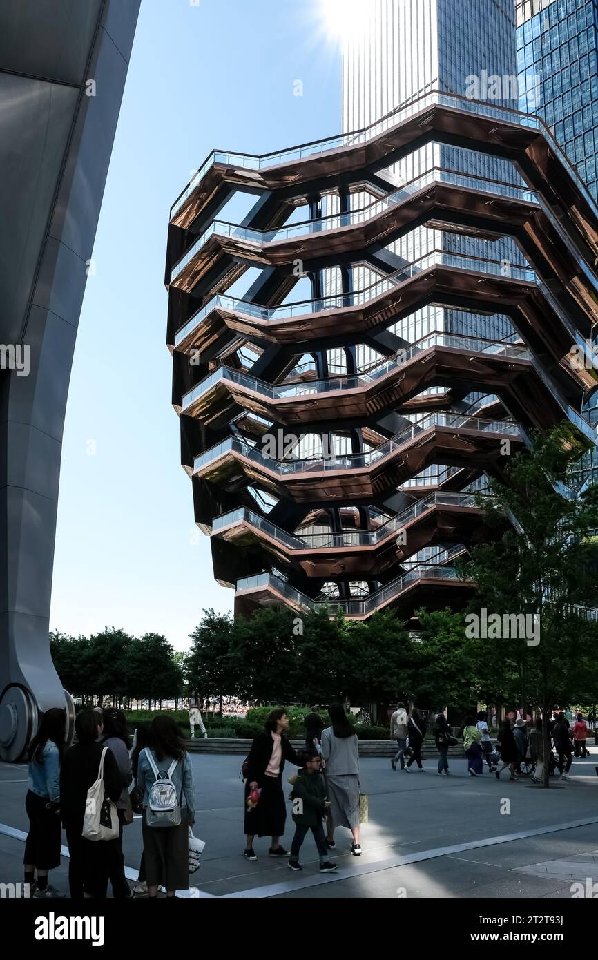 Das Schiff, die bemerkenswerte Struktur und die Besucherattraktion, die als Schlüsselelement des Hudson Yards Redevelopment Project in Manhattan, New York, gebaut wurden Stockfoto