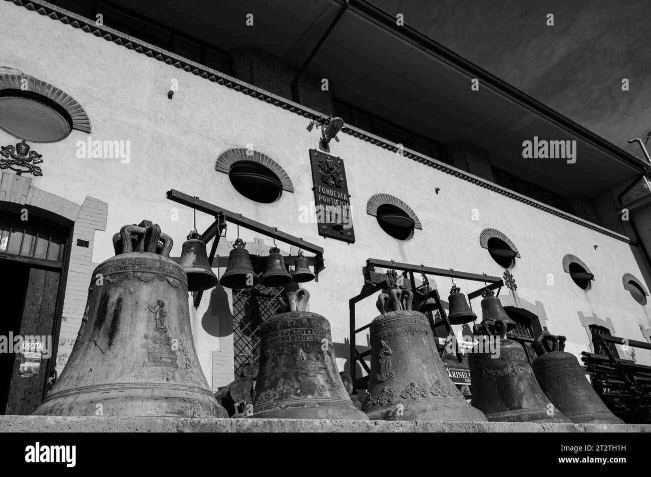 Die Päpstliche Glockengießerei Marinelli ist ein italienisches Metallurgieunternehmen mit Sitz in Agnone, das sich auf den Glockengieß spezialisiert hat. Stockfoto