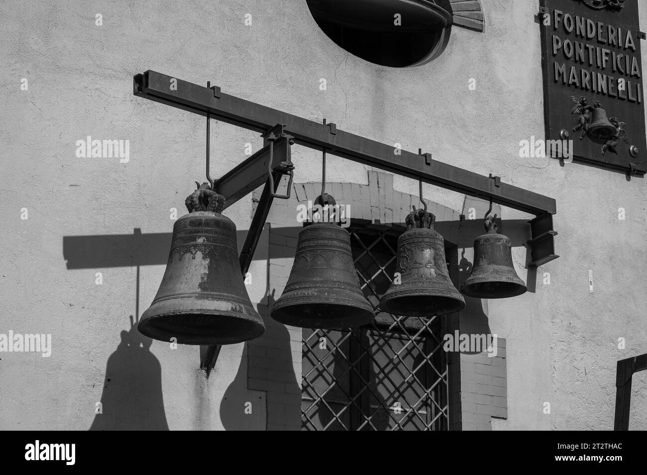 Die Päpstliche Glockengießerei Marinelli ist ein italienisches Metallurgieunternehmen mit Sitz in Agnone, das sich auf den Glockengieß spezialisiert hat. Stockfoto
