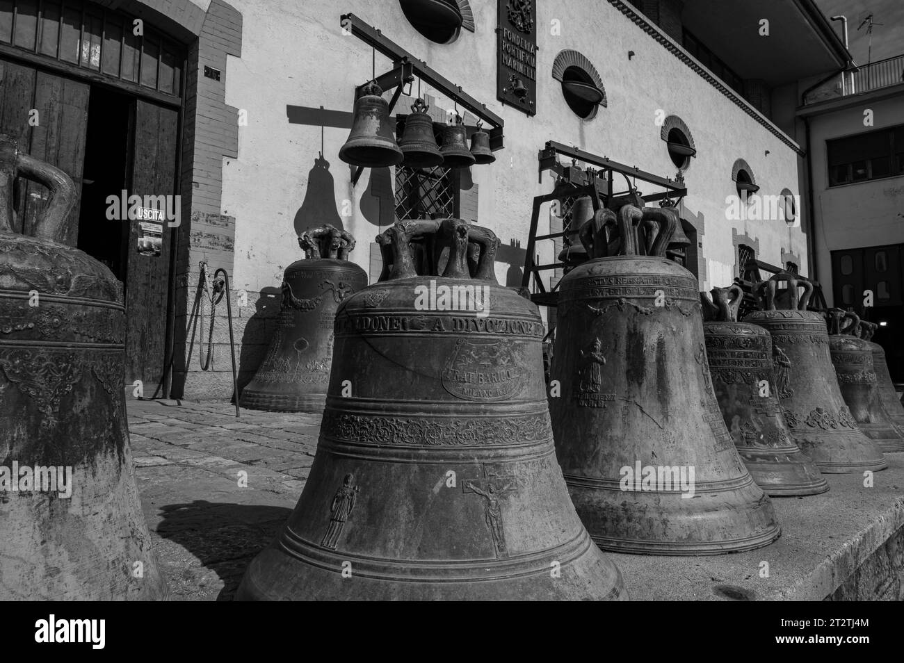 Die Päpstliche Glockengießerei Marinelli ist ein italienisches Metallurgieunternehmen mit Sitz in Agnone, das sich auf den Glockengieß spezialisiert hat. Stockfoto