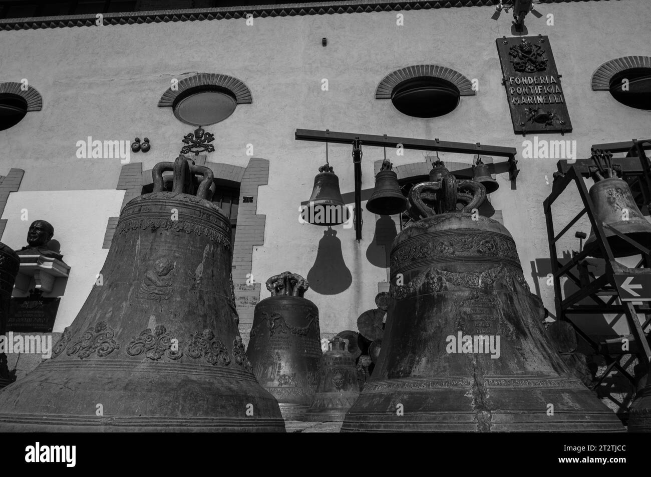 Die Päpstliche Glockengießerei Marinelli ist ein italienisches Metallurgieunternehmen mit Sitz in Agnone, das sich auf den Glockengieß spezialisiert hat. Stockfoto