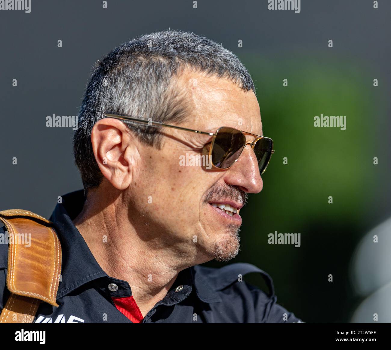 Austin, Texas - 21. Oktober 2023: Guenther Steiner, Teamchef des Moneygram Haas F1 Teams, beim Grand Prix von Lenovo United States auf dem Circuit of the Americas. Quelle: Nick Paruch/Alamy Live News Stockfoto