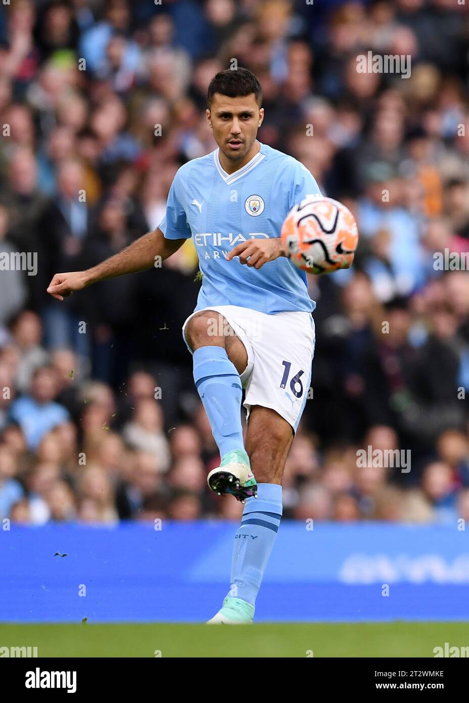 MANCHESTER, GROSSBRITANNIEN. Oktober 2023. Rodri von Manchester City während des Premier League-Spiels im Etihad Stadium in MANCHESTER. Der Bildnachweis sollte lauten: Gary Oakley/Sportimage Credit: Sportimage Ltd/Alamy Live News Stockfoto