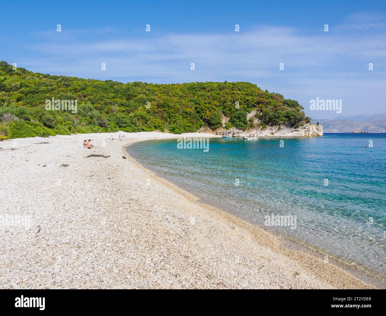 Gianopounda Beach in der Nähe von Agio Sefanos an der Nordostküste von Korfu auf den Ionischen Inseln Griechenlands Stockfoto