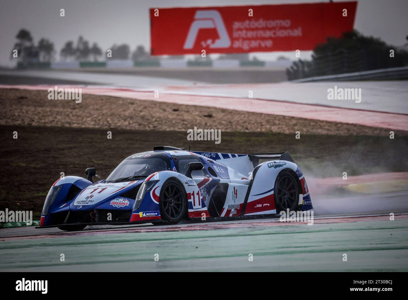 Portimao, Portugal. August 2023. 11 WANG Ray-Yu (Twn), CHOU Chun-Ting (Twn), Monza Garage, Ligier JS P4, Aktion während der Hitze 6 der Ligier European Series 2023 vom 18. Bis 20. Oktober 2023 in Portimao, Portugal - Foto Paulo Maria/DPPI Credit: DPPI Media/Alamy Live News Stockfoto