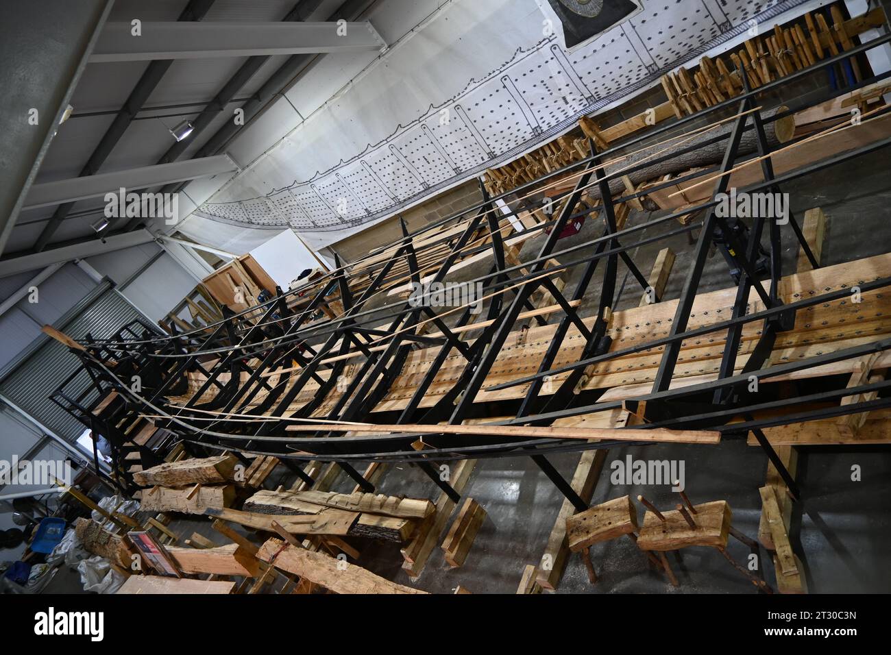 Bau einer Nachbildung des angelsächsischen Sutton Hoo Grabschiffs, Woodbridge, Suffolk Stockfoto