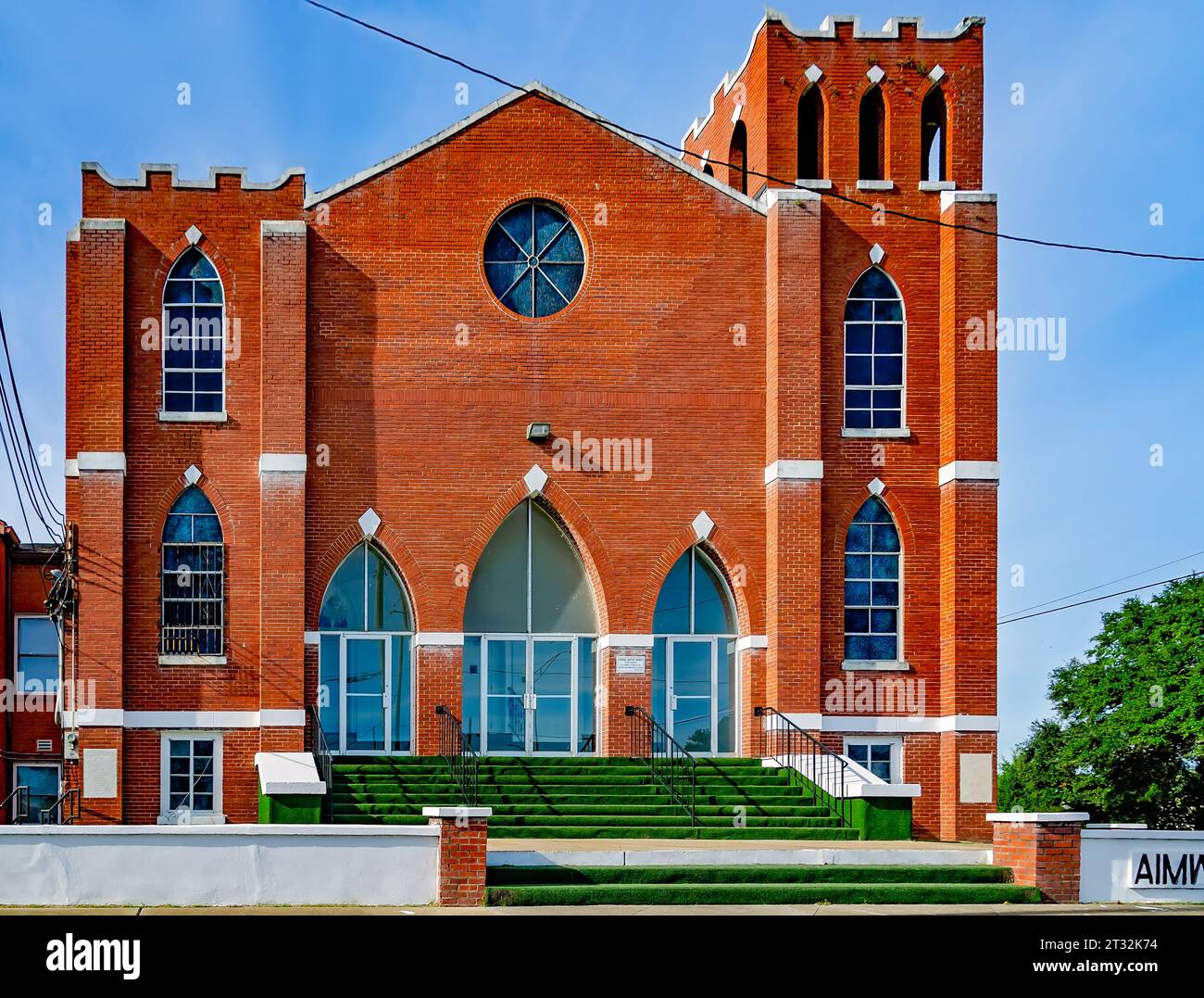 Die Aimwell Missionary Baptist Church ist am 21. Oktober 2023 in Mobile, Alabama, abgebildet. Die Kirche wurde 1886 von ehemaligen Sklaven gegründet. Stockfoto