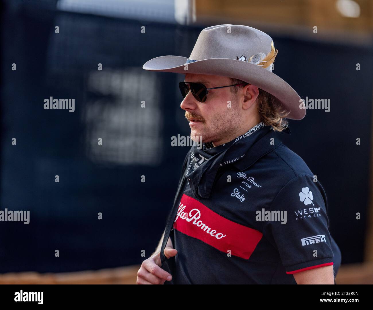 Austin, Texas - 22. Oktober 2023: Valtteri Bottas, Fahrer des #77 Alfa Romeo Stake F1 Car, beim Lenovo Grand Prix der Vereinigten Staaten auf dem Circuit of the Americas. Quelle: Nick Paruch / Alamy Live News Stockfoto