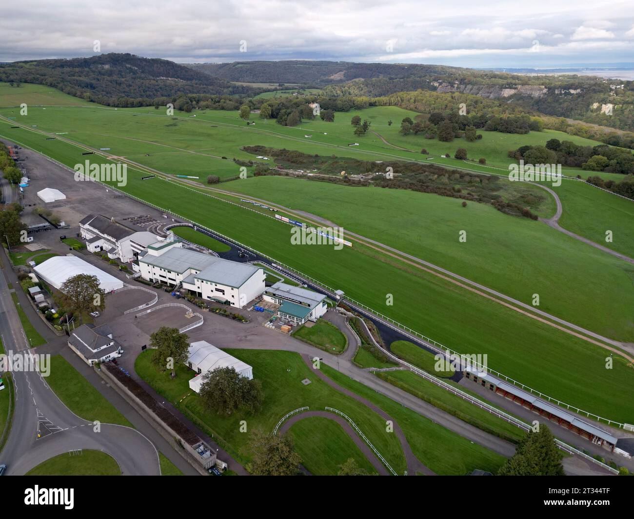 Drohnenansicht der Rennbahn Chepstow, Chepstow, Monmouthshire, Oktober 2023 Stockfoto