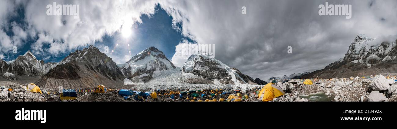 Panoramablick Auf Das Khumbu Basecamp Am Mount Everest, Nepal Stockfoto