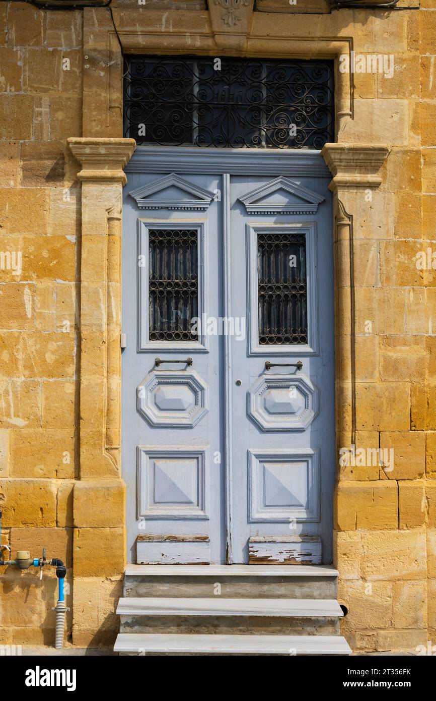 Traditionelles altes zyprisches Haus, Haustür, Nikosia, Zypern Stockfoto