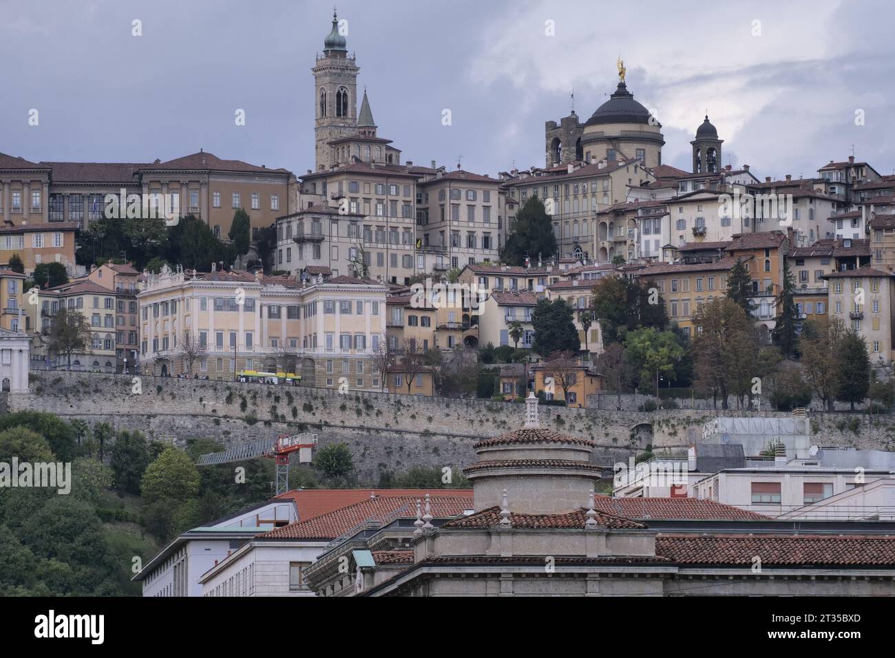 Bergamo alta Cityscape, Lombardei, Italien. Stockfoto