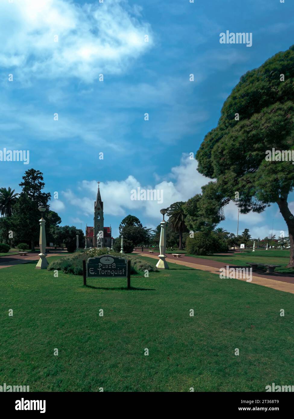 Die Kirche am Tornquist Square ist ein katholisches altes Gebäude Stockfoto