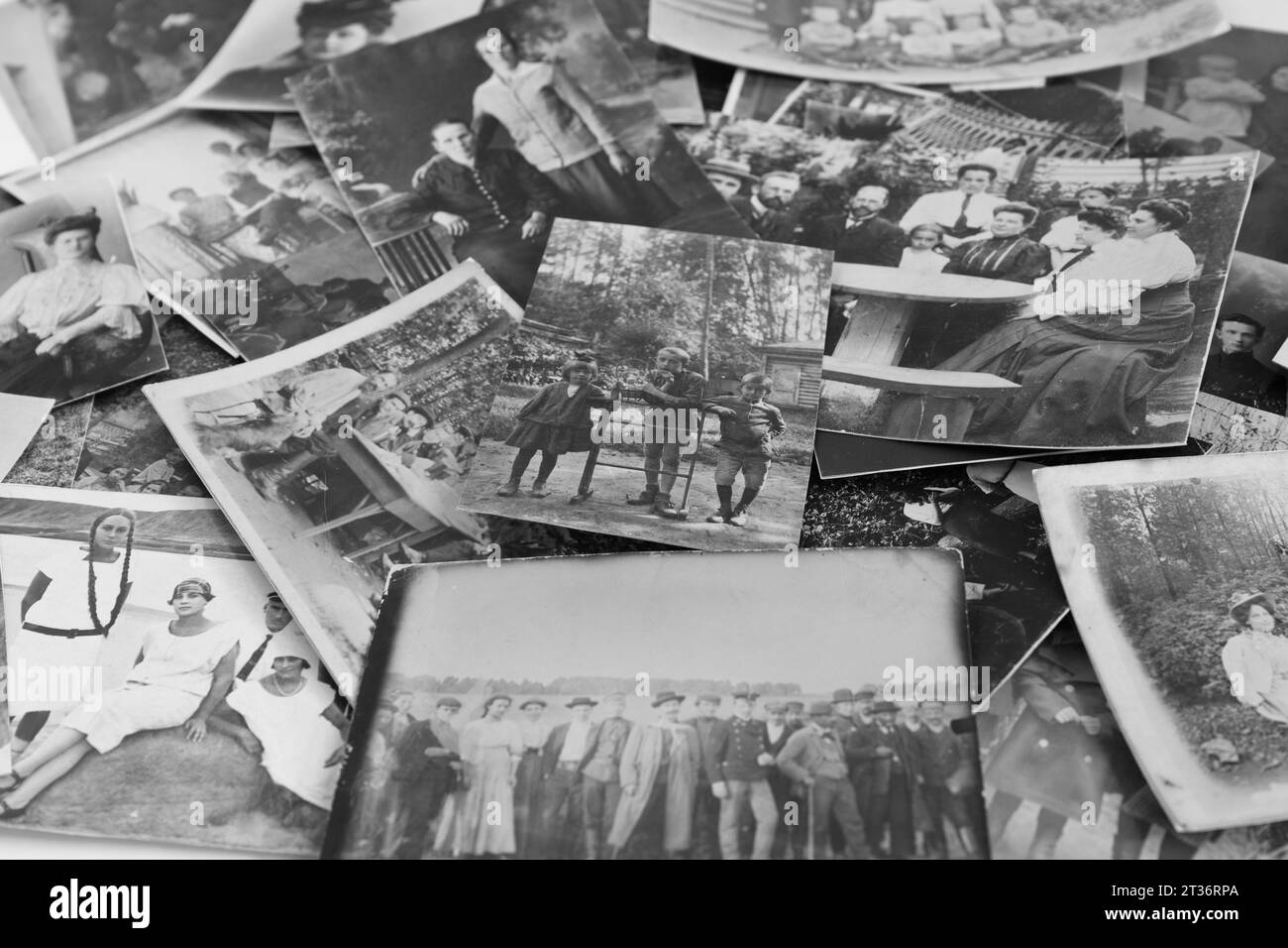 Vintage Amateur- und Studiofotos Ende des 19. Jahrhunderts - Anfang des XX. Jahrhunderts, ehemaliges Russland Stockfoto