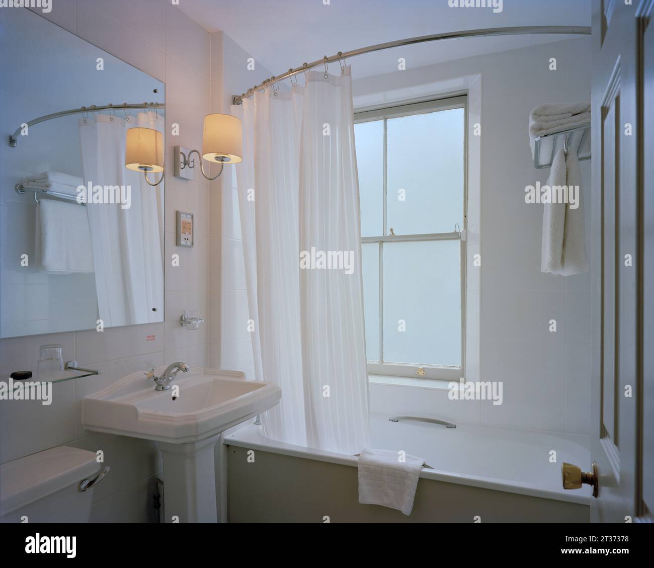 AN DIESEM TAG: 12. Oktober 1984. Die Provisorische Irish Republican Army (IRA) versuchte, Mitglieder der britischen Regierung im Grand H zu ermorden Stockfoto