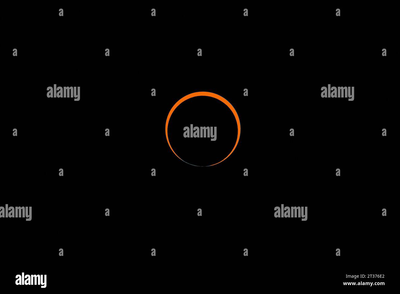 Ringförmige Sonnenfinsternis oder „Ring of Fire“ Stockfoto