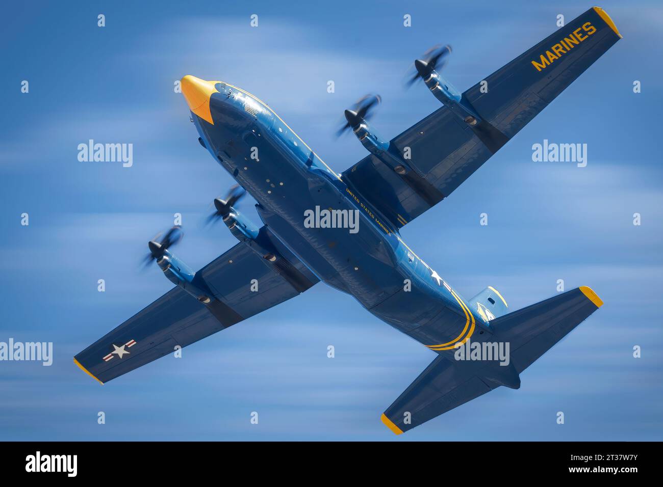 Miramar, Kalifornien, USA - 23. September 2023: FAT Albert, die Blue Angels der US Navy unterstützen Flugpässe auf der amerikanischen Airshow 2023. Stockfoto