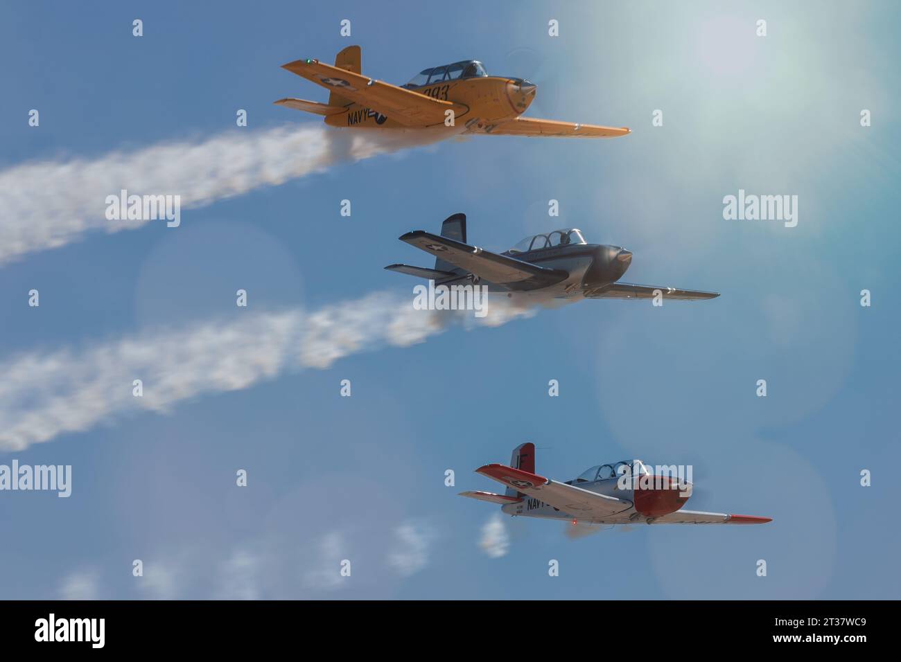 Miramar, Kalifornien, USA - 23. September 2023: Drei T-34-Mentoren, Teil der Demonstration Warbirds Over Miramar, auf der amerikanischen Airshow 2023. Stockfoto