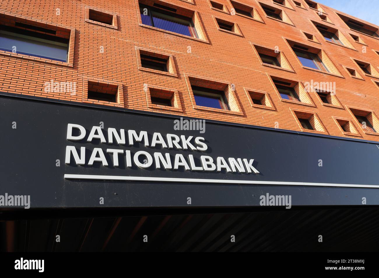 Kopenhagen, Dänemark - 22. Oktober 2023: Eintritt zur dänischen Zentralbank im temporären Büro in der Langelinie alle 47. Stockfoto