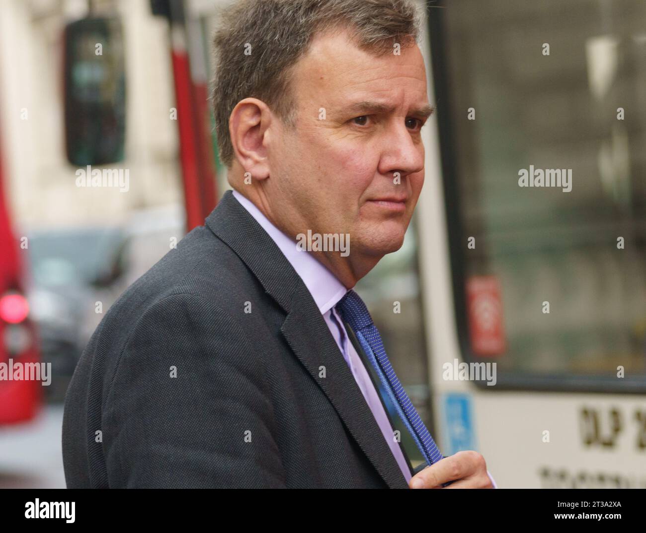 London 24. September 2023. Die Minister verlassen das Kabinettsbüro nach der ABGEBILDETEN wöchentlichen Kabinettssitzung: RT Hon Glen übergibt Bridget Catterall AlamyLiveNews. Stockfoto