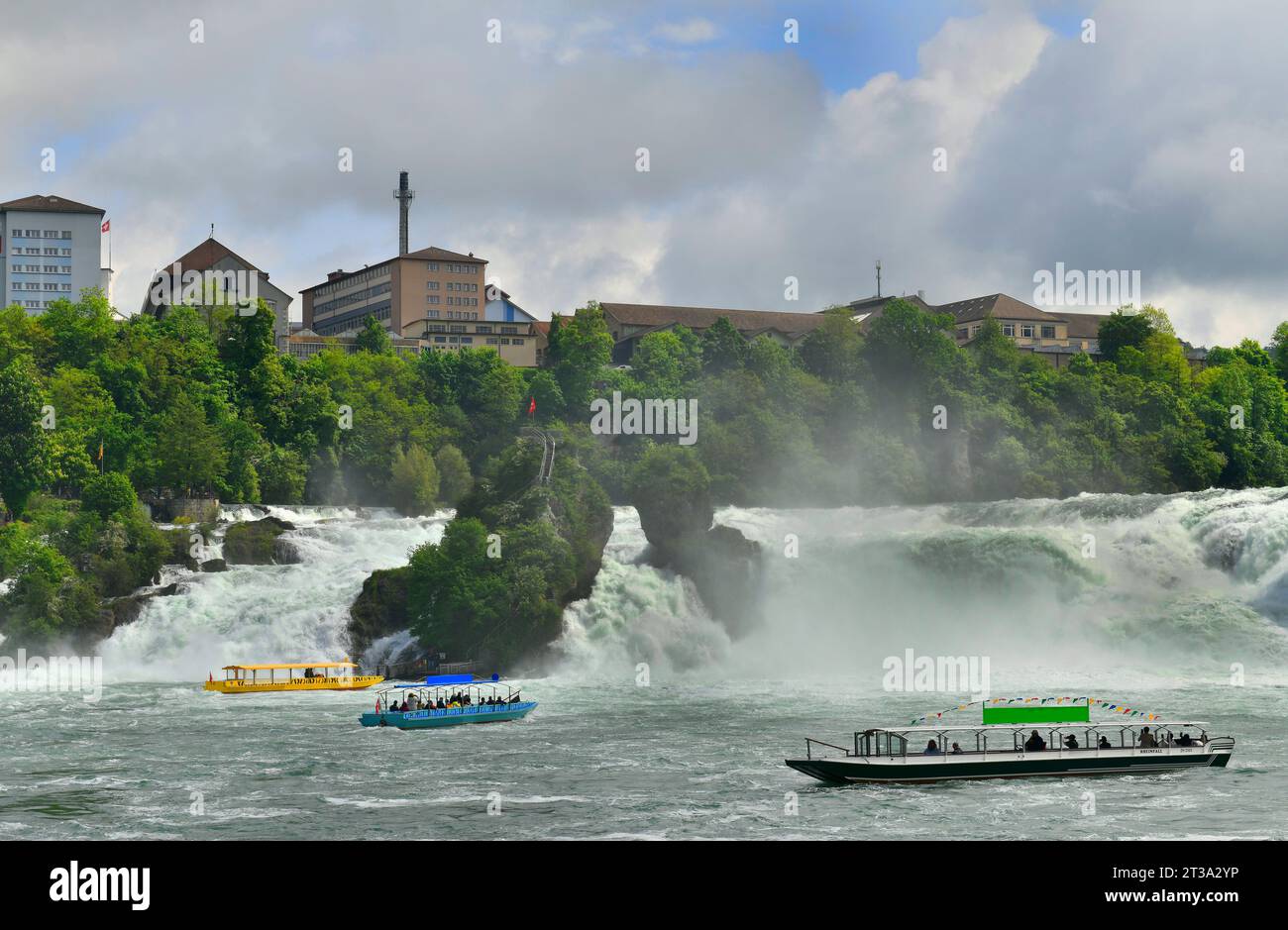 Blick auf die Rheinfälle (Rheinfälle), den größten Wasserfall in Europa Stockfoto