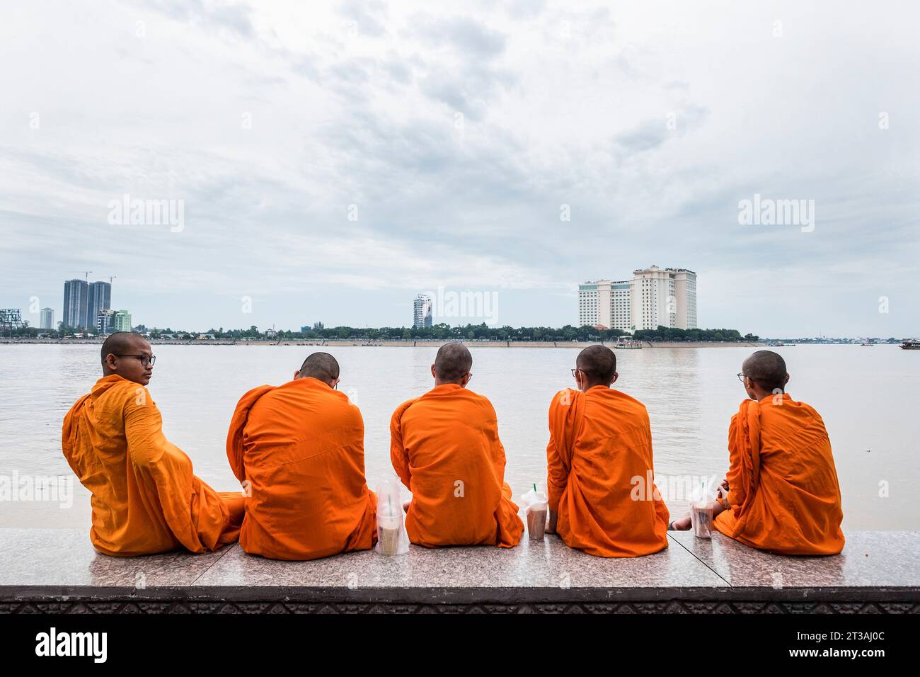 Kambodscha, Phnom Penh, Mekong, Mönche Stockfoto