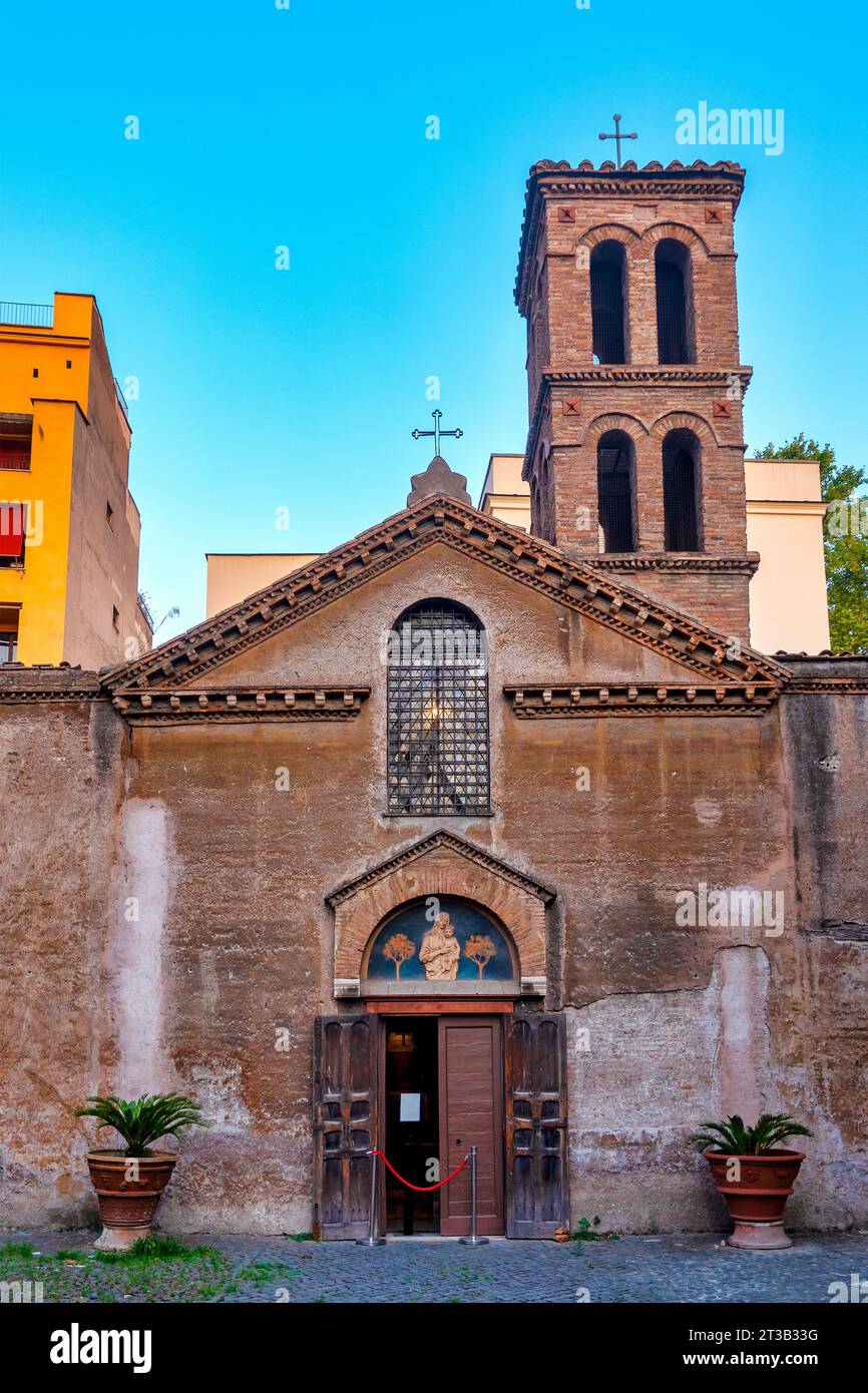 Fassade der Kirche Santa Maria in Cappella, Rom, Italien Stockfoto