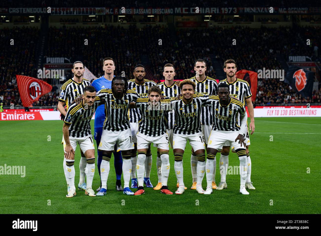 Spieler von Juventus FC posieren für ein Mannschaftsfoto vor dem Fußballspiel der Serie A zwischen dem AC Milan und Juventus FC. Stockfoto