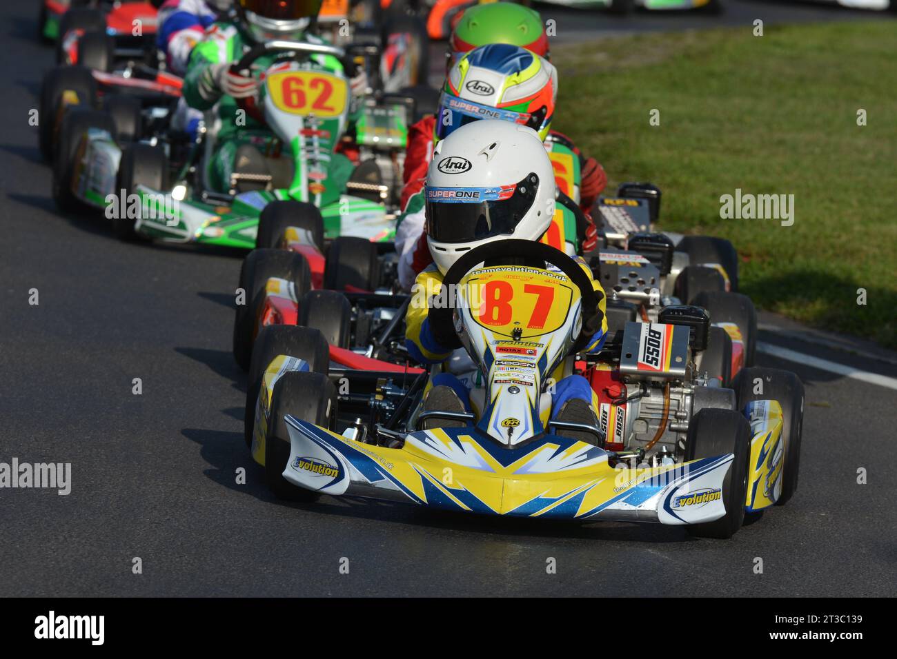 Ferrari Academy-Fahrer und Haas F1-Testfahrer Oliver Bearman, sehen Sie hier während seiner frühen Karting-Karriere im Jahr 2014 Stockfoto