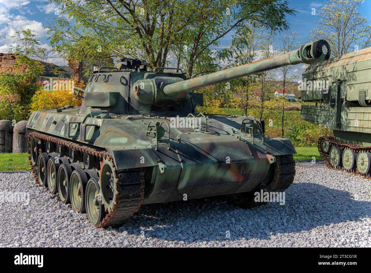 Panzerabwehrgewehr M18 Hellcat im Heimatkriegsmuseum in Karlovac, Kroatien Stockfoto