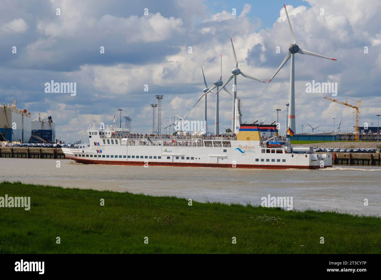Was Kostet Die Fähre Nach Borkum Fähre nach Borkum bei Emskai an der Ems, Aussenhafen, Emden